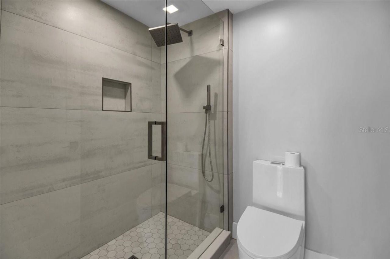 2020 Harbourside Drive, Unit 446, Longboat Key, FL 34228 Photo