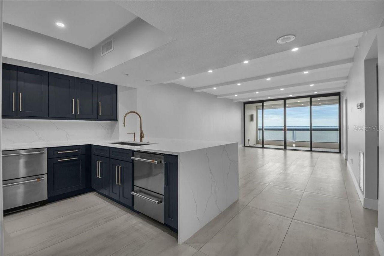 2020 Harbourside Drive, Unit 446, Longboat Key, FL 34228 Photo