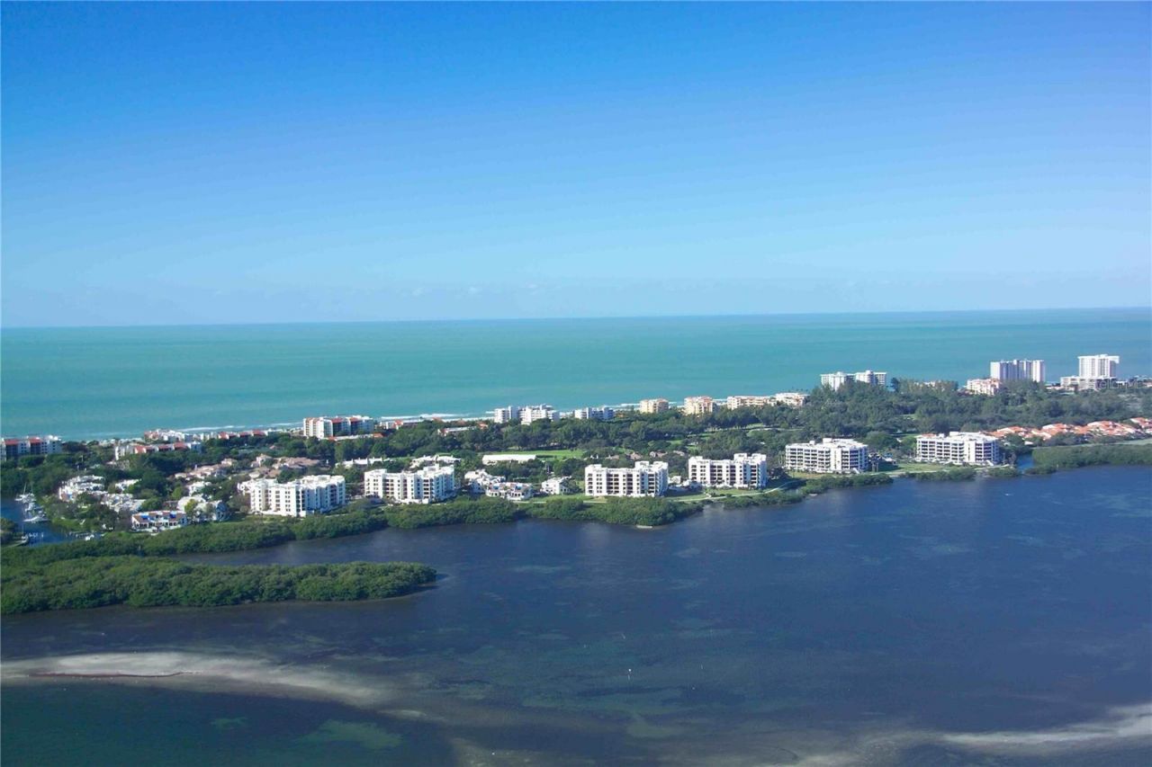 2020 Harbourside Drive, Unit 446, Longboat Key, FL 34228 Photo