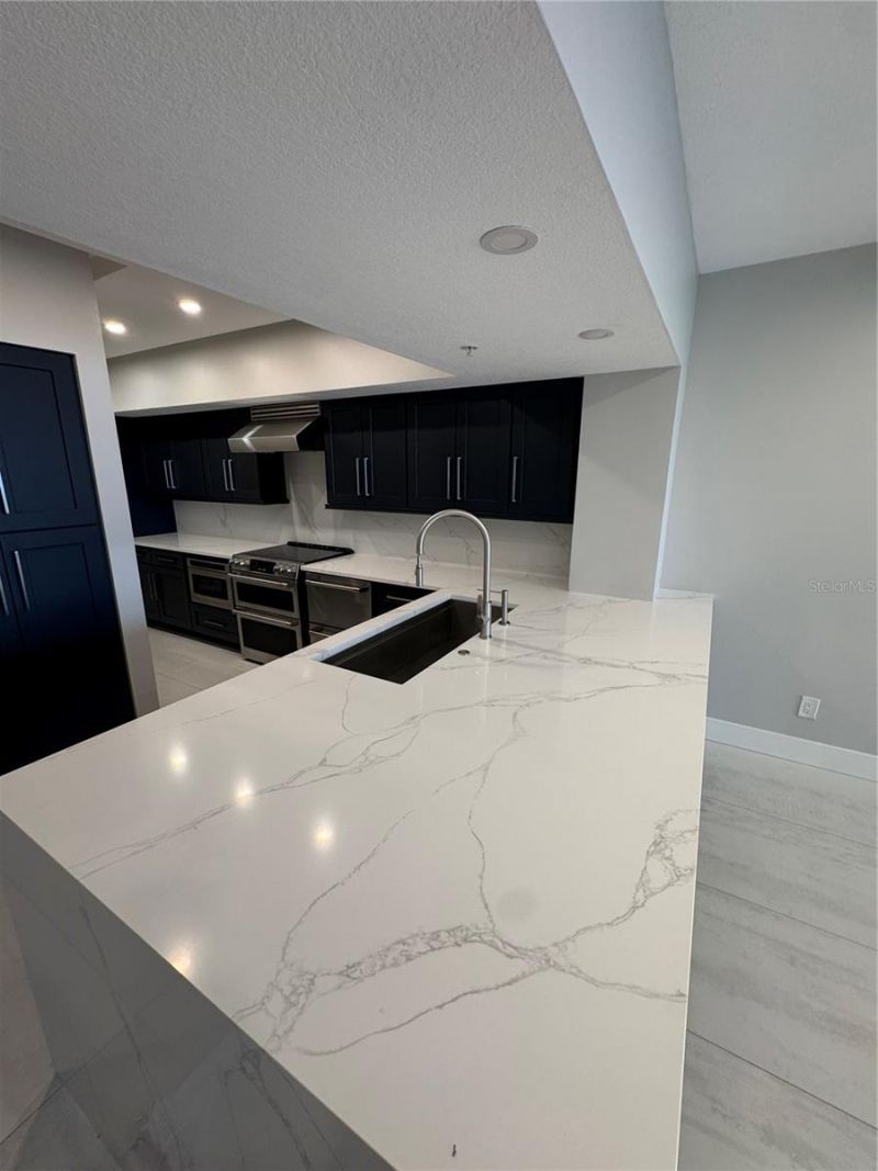 2020 Harbourside Drive, Unit 446, Longboat Key, FL 34228 Photo