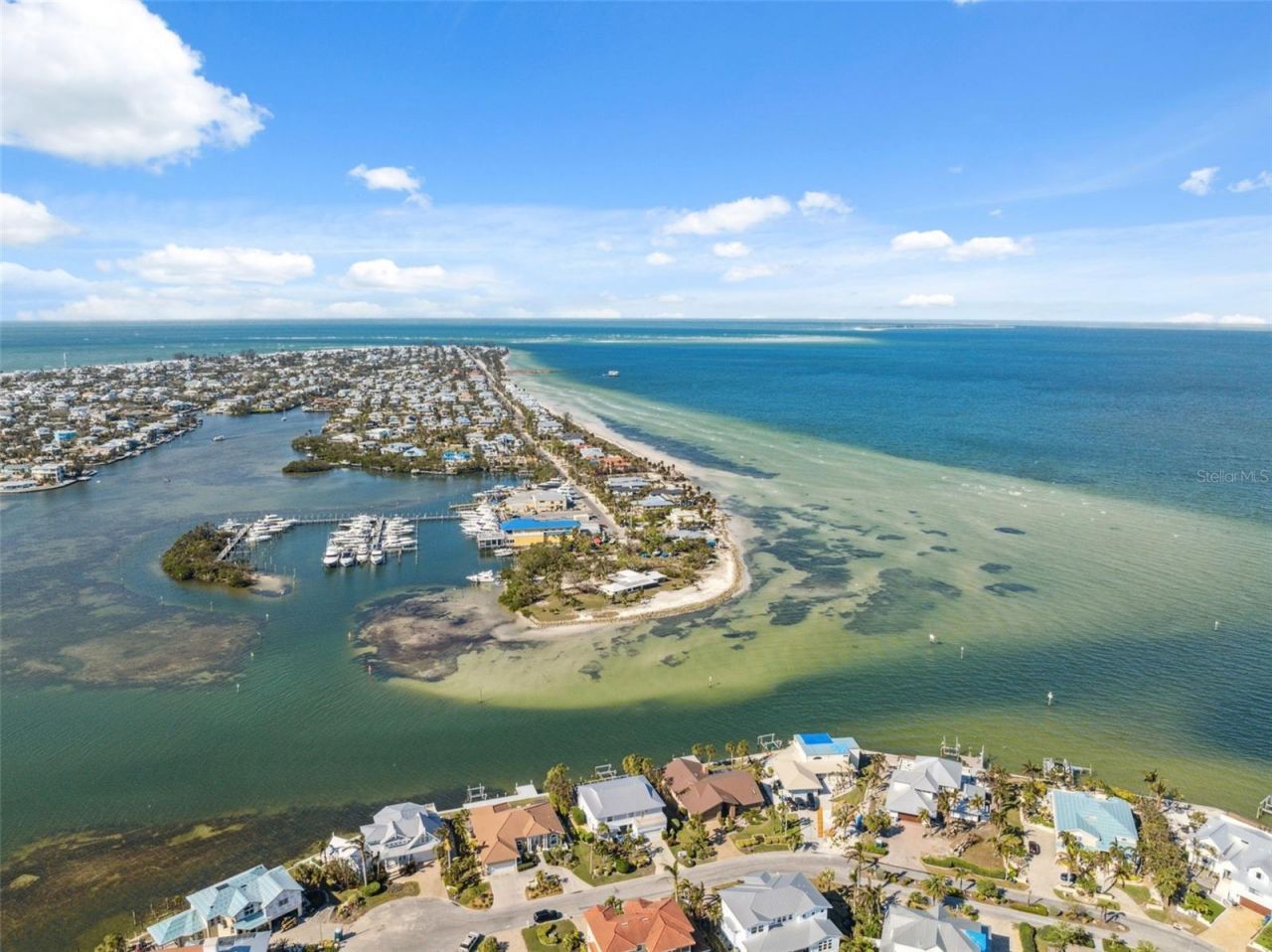 727 Key Royale Drive, Holmes Beach, FL 34217 Photo