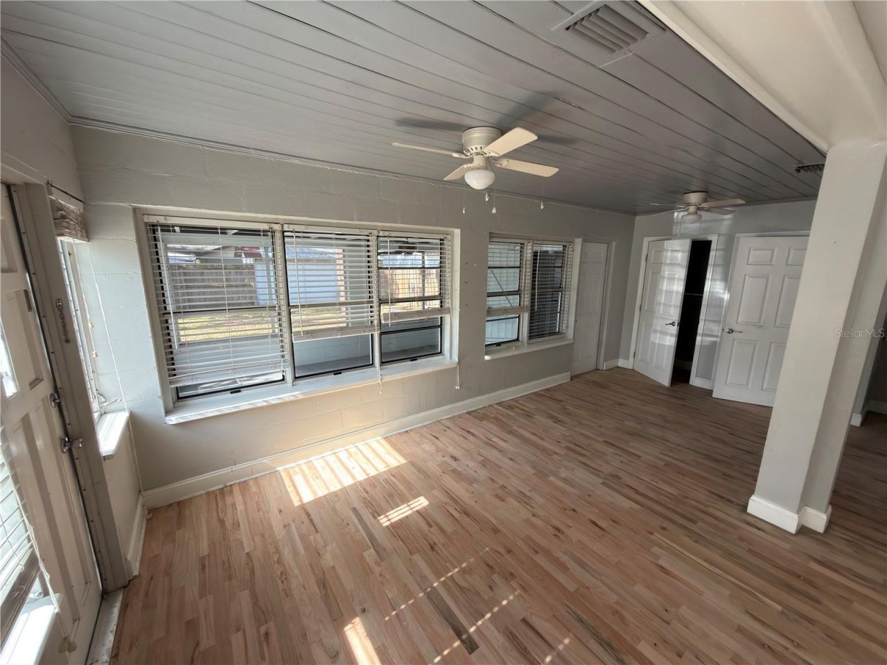111 S Rhodes Street , Mount Dora, FL 32757 Photo
