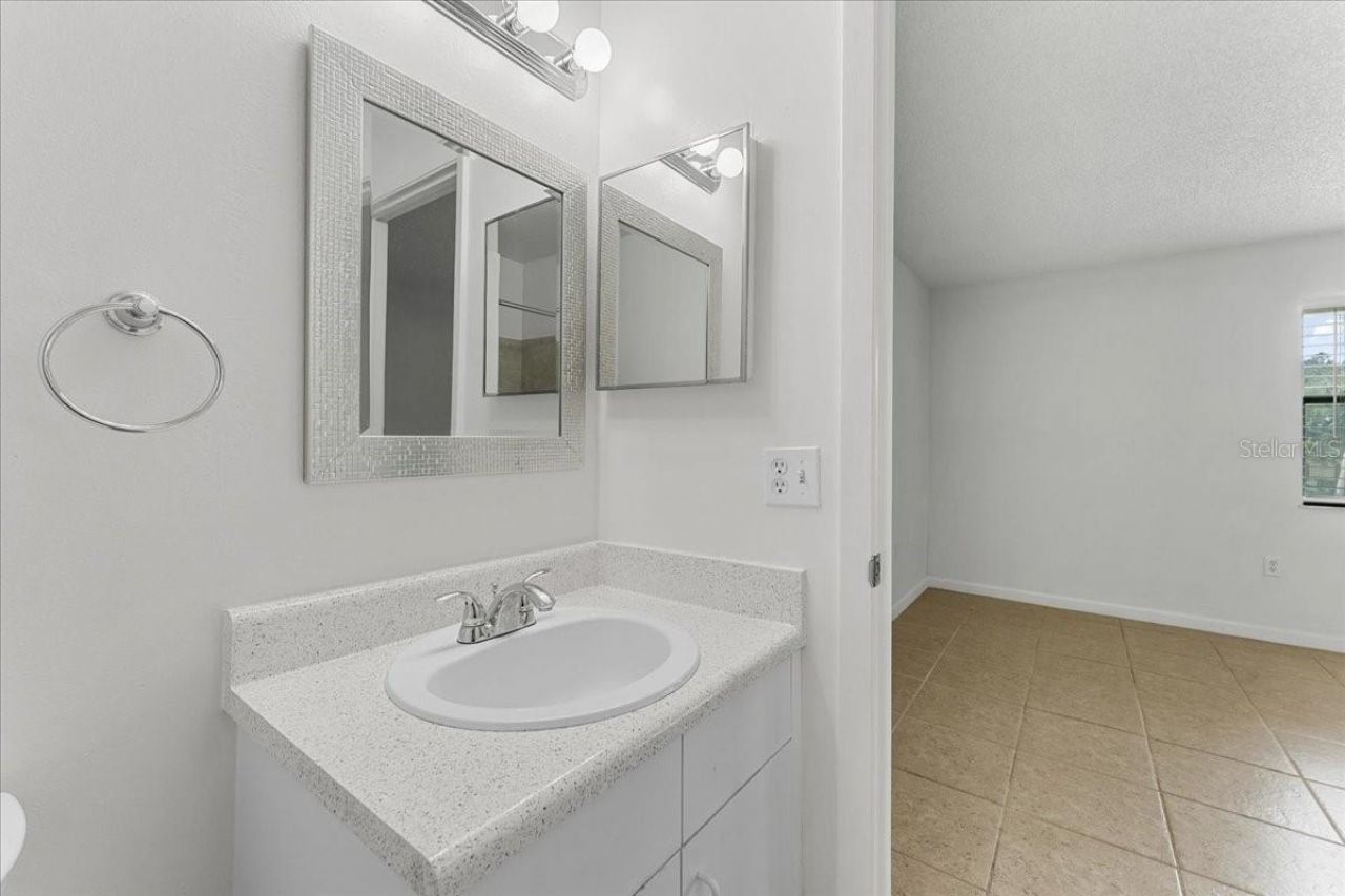 3001 58th Avenue S, Unit 1106, Saint Petersburg, FL 33712 Photo