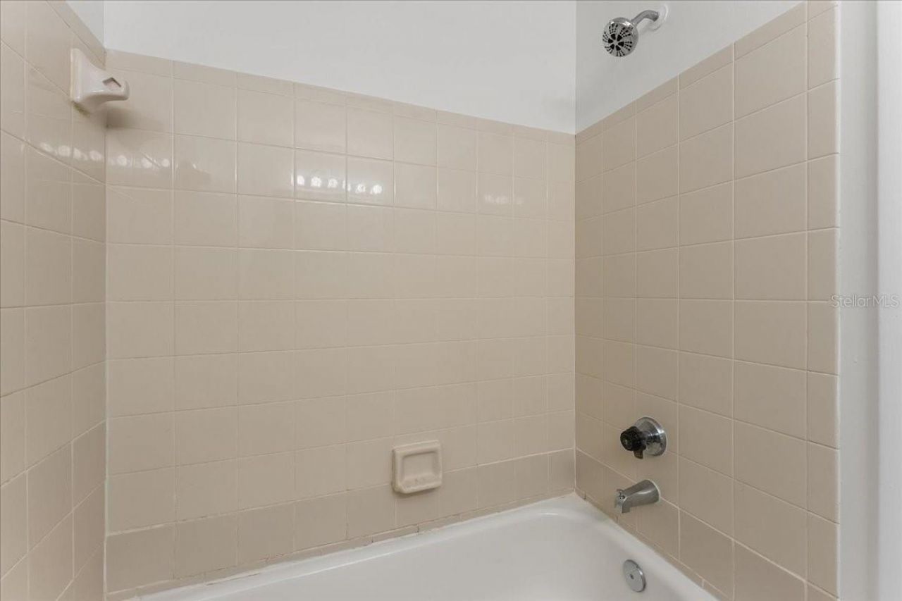 3001 58th Avenue S, Unit 1106, Saint Petersburg, FL 33712 Photo