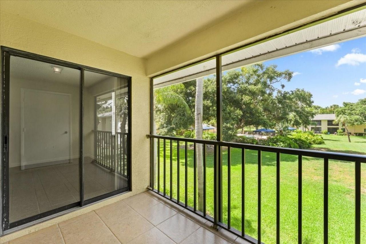 3001 58th Avenue S, Unit 1106, Saint Petersburg, FL 33712 Photo