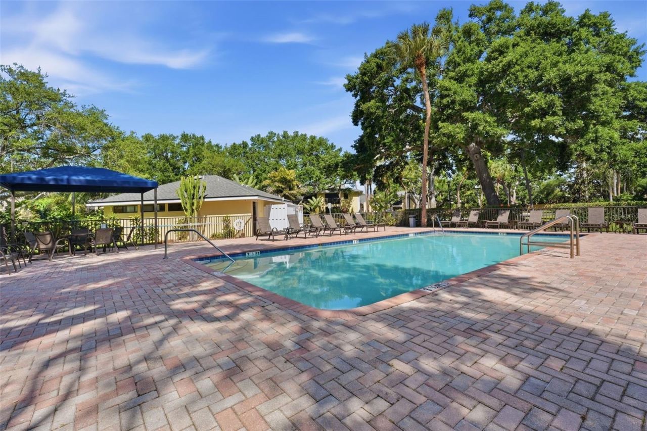 3001 58th Avenue S, Unit 1106, Saint Petersburg, FL 33712 Photo