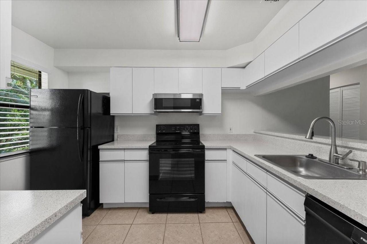 3001 58th Avenue S, Unit 1106, Saint Petersburg, FL 33712 Photo