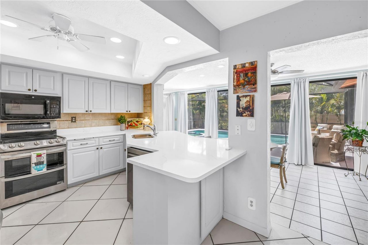 1954 Pinellas Point Drive S, Saint Petersburg, FL 33712 Photo