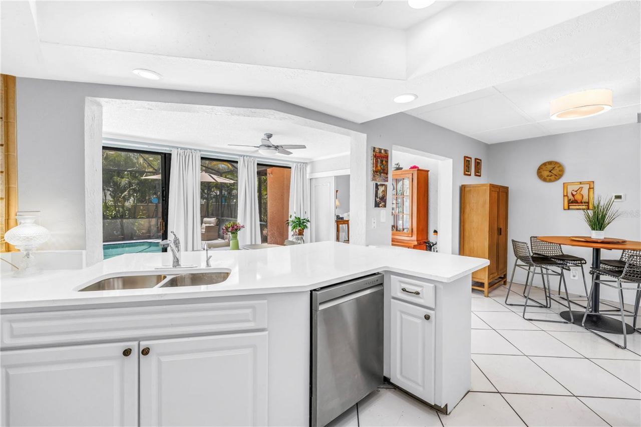 1954 Pinellas Point Drive S, Saint Petersburg, FL 33712 Photo