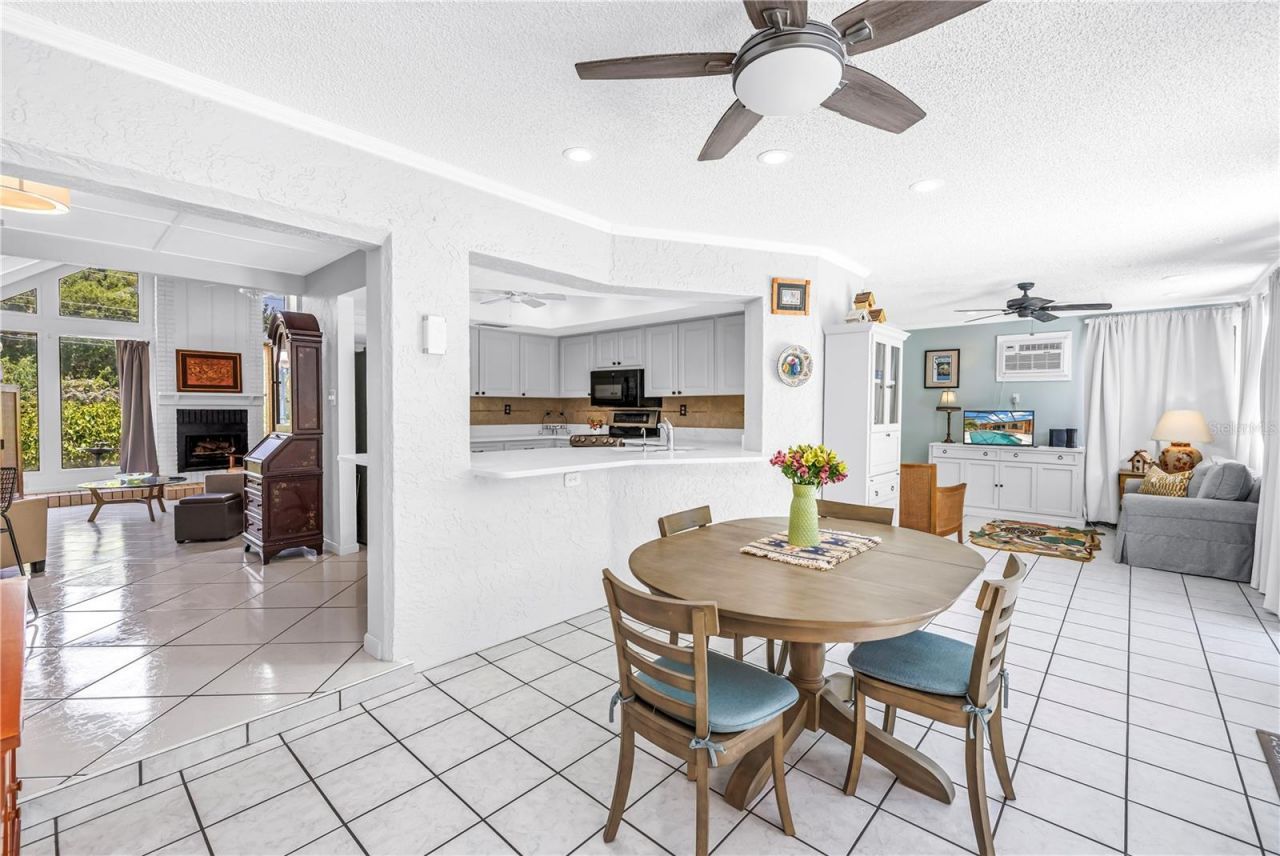 1954 Pinellas Point Drive S, Saint Petersburg, FL 33712 Photo