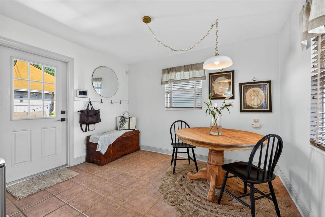 539 36th Avenue N, Saint Petersburg, FL 33704 Photo