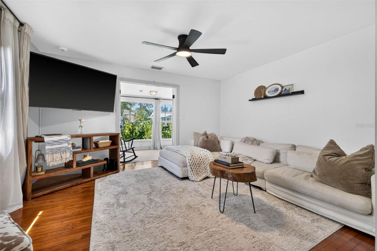 539 36th Avenue N, Saint Petersburg, FL 33704 Photo