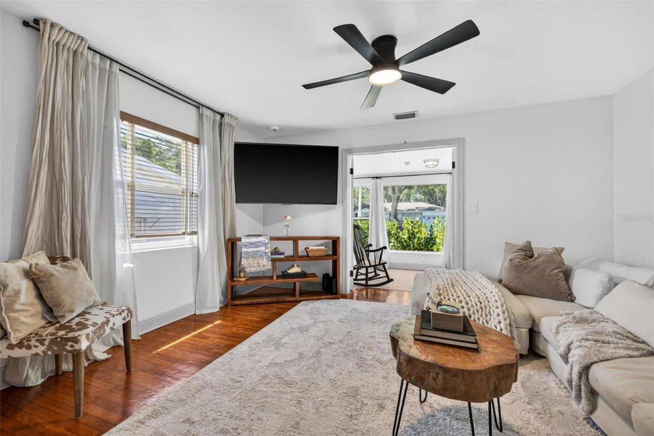 539 36th Avenue N, Saint Petersburg, FL 33704 Photo