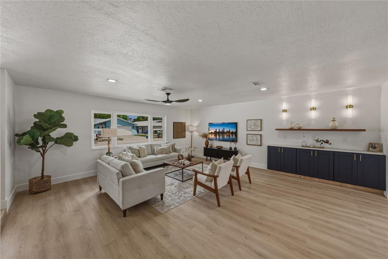 9305 120th Lane, Seminole, FL 33772 Photo