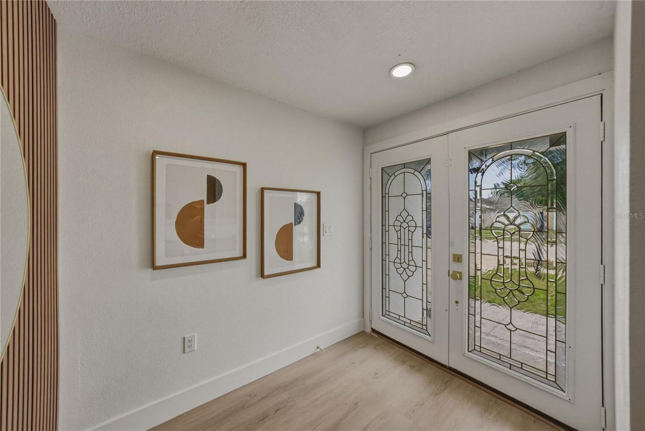 9305 120th Lane, Seminole, FL 33772 Photo