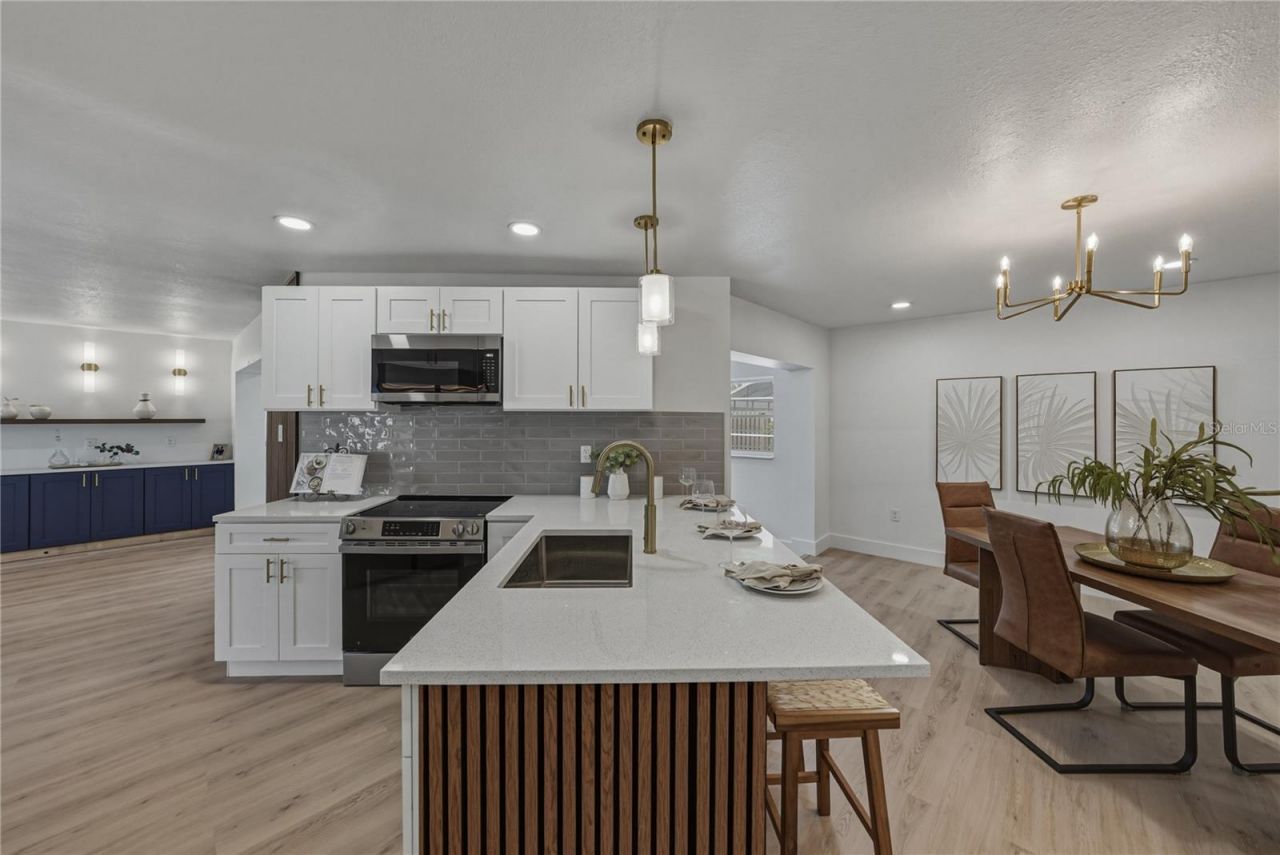9305 120th Lane, Seminole, FL 33772 Photo