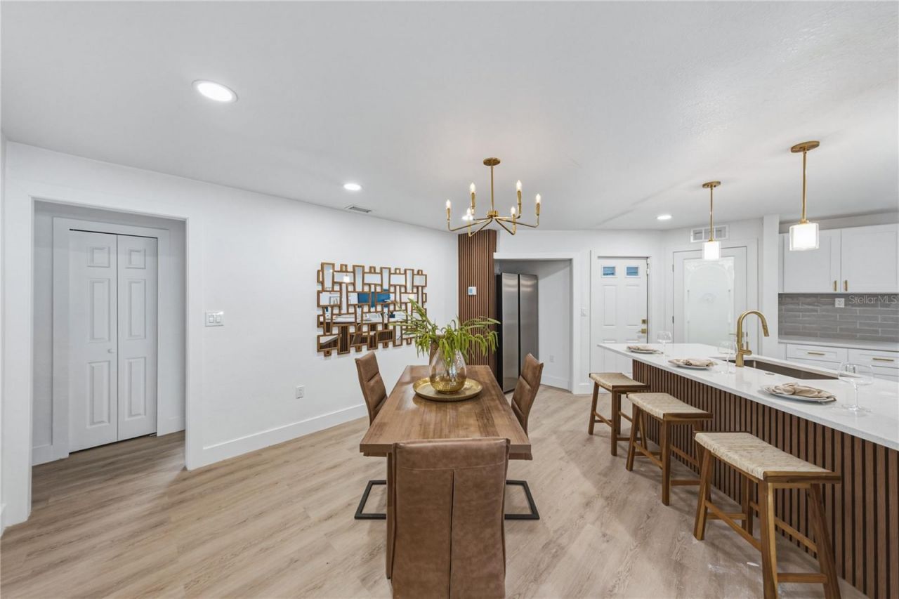 9305 120th Lane, Seminole, FL 33772 Photo