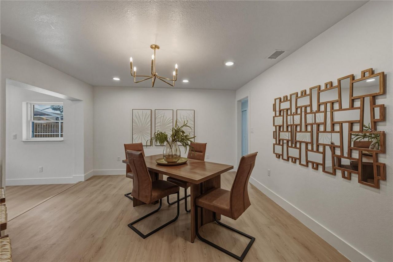 9305 120th Lane, Seminole, FL 33772 Photo