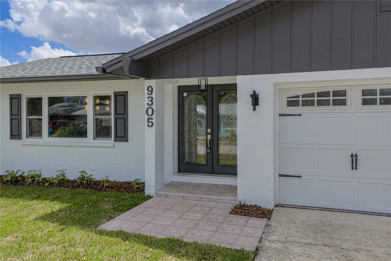 9305 120th Lane, Seminole, FL 33772 Photo