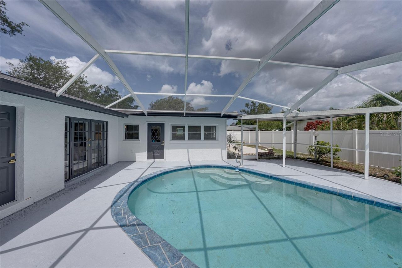 9305 120th Lane, Seminole, FL 33772 Photo