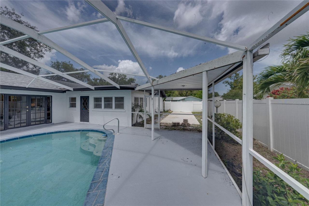 9305 120th Lane, Seminole, FL 33772 Photo