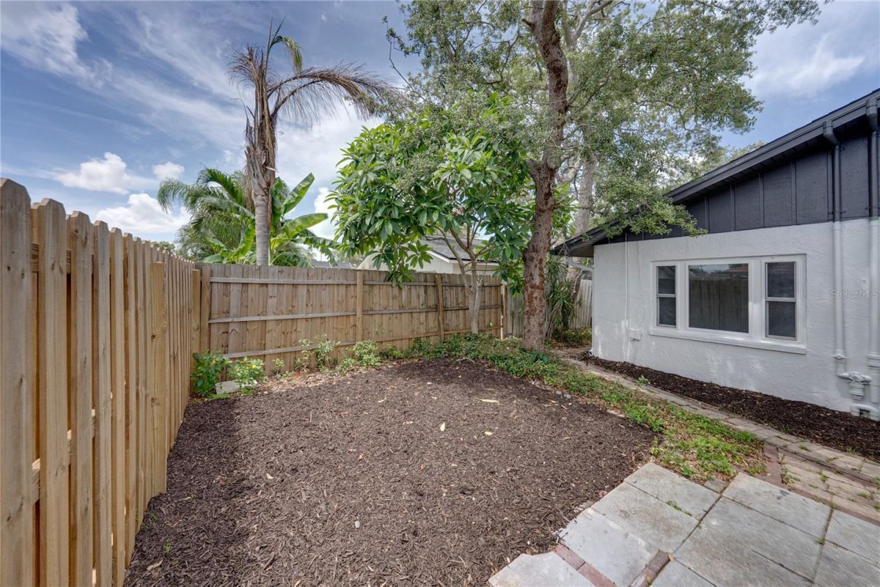 9305 120th Lane, Seminole, FL 33772 Photo