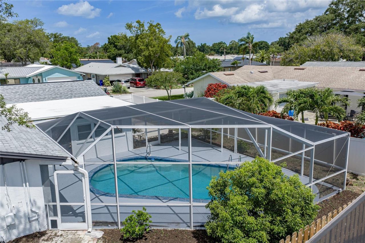 9305 120th Lane, Seminole, FL 33772 Photo