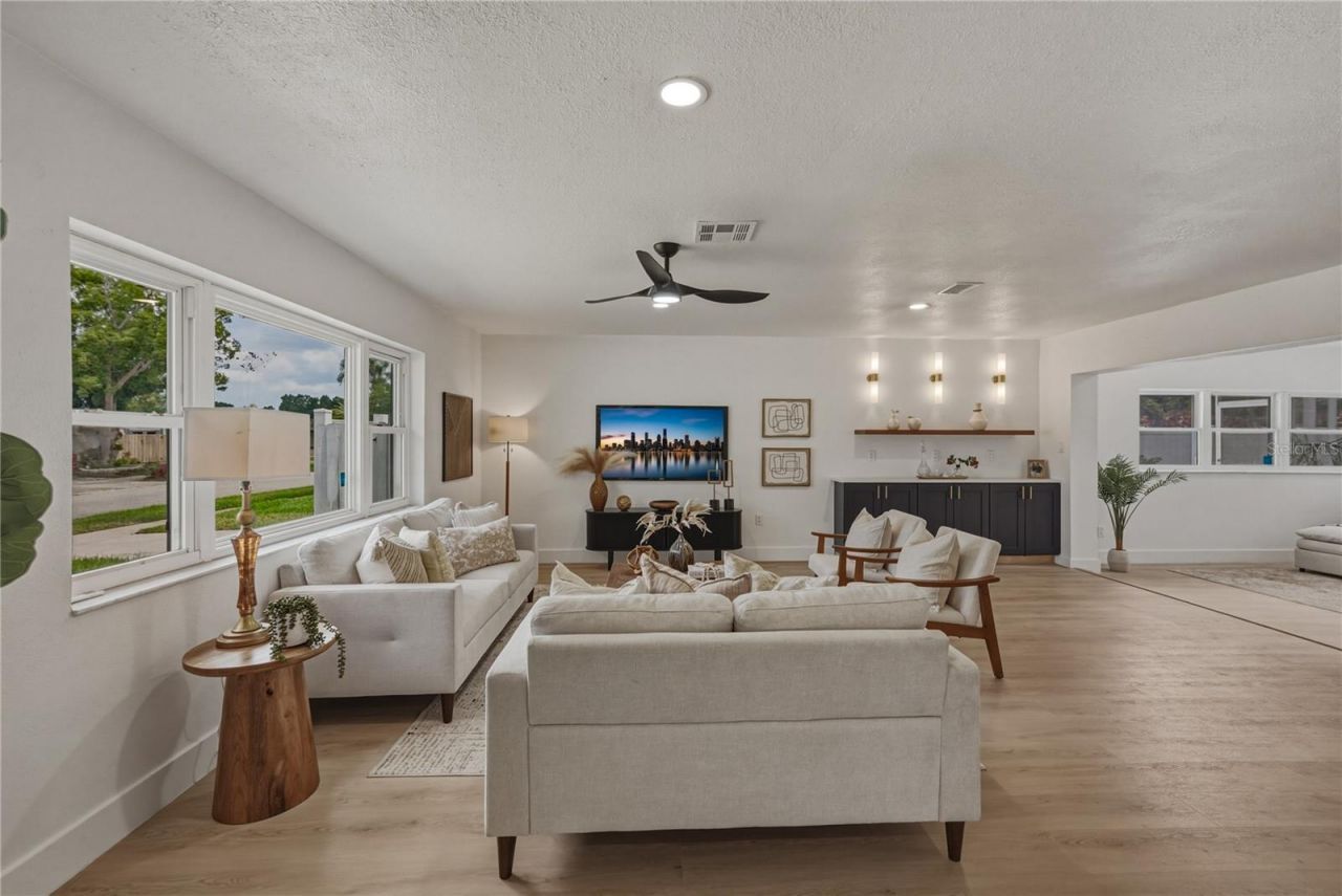 9305 120th Lane, Seminole, FL 33772 Photo
