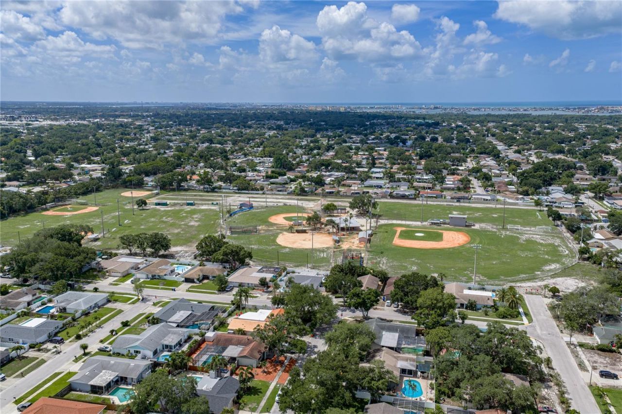 9305 120th Lane, Seminole, FL 33772 Photo