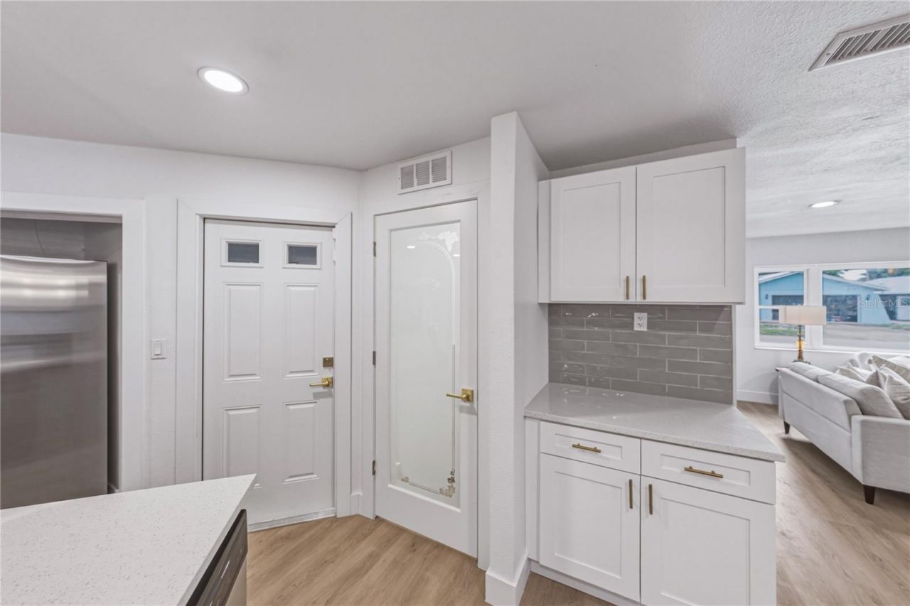 9305 120th Lane, Seminole, FL 33772 Photo