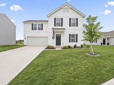 25 Henderson Lane, Ashville, OH 43103