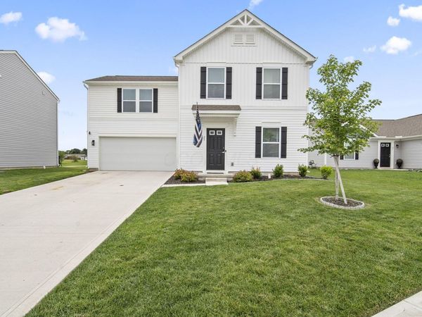 25 Henderson Lane, Ashville, OH 43103