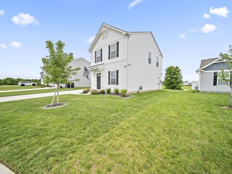 25 Henderson Lane, Ashville, OH 43103 Photo 4