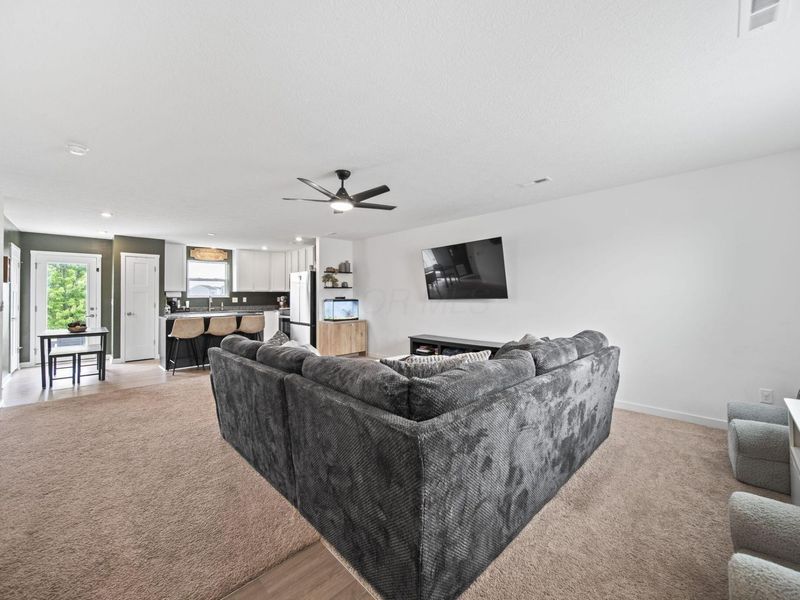 25 Henderson Lane, Ashville, OH 43103 Photo 9
