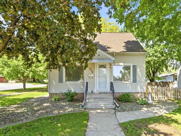 320 W 8TH STREET, Kaukauna, WI 54130