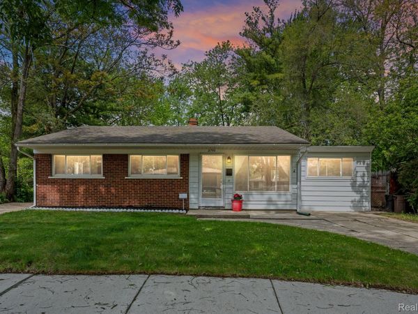 21951 MORTON Street, Oak Park, Mi 48237