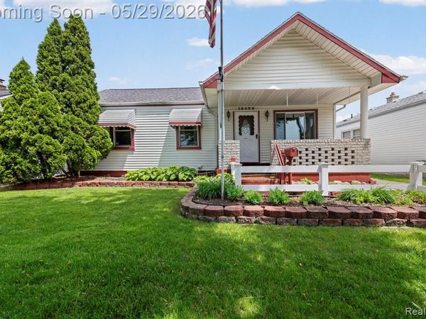12435 Agnes Street , Southgate, MI 48195