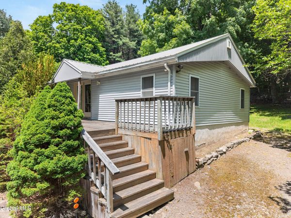 359 Siebert Road, Medusa, NY 12120