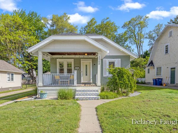 1365 Johnston Street SE, Grand Rapids, MI 49507