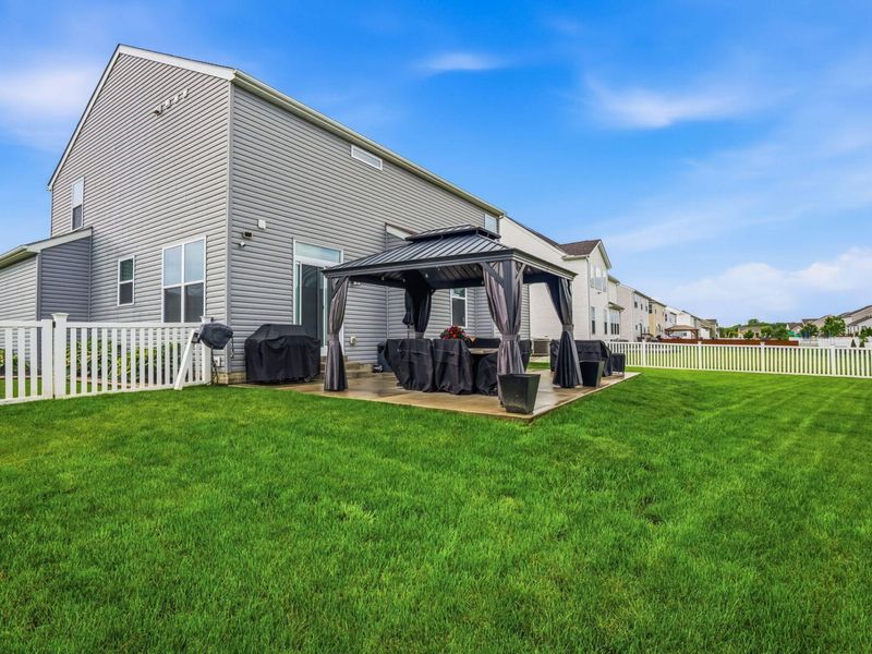 1275 Meadow View Drive, Marysville, OH 43040 Photo 4