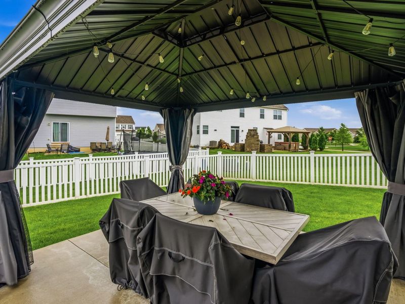 1275 Meadow View Drive, Marysville, OH 43040 Photo 5
