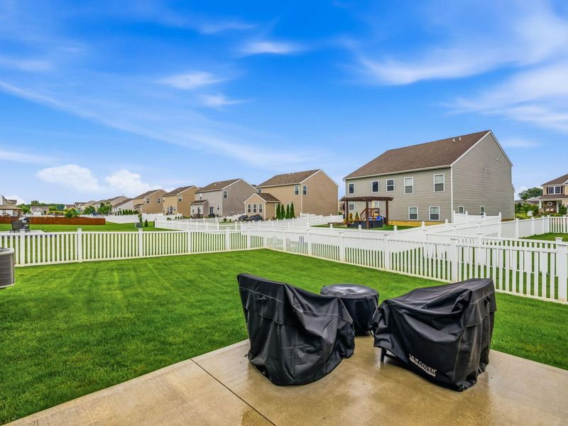 1275 Meadow View Drive, Marysville, OH 43040 Photo 7