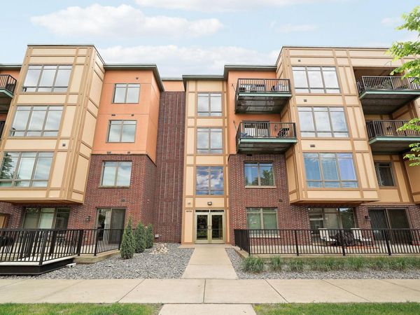 1070 Grandview Court NE, Unit 300, Columbia Heights, MN 55421