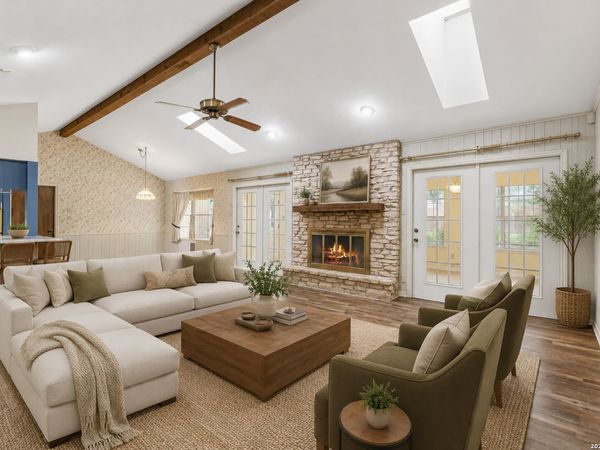 108 W LAUREL LN, San Marcos, TX 78666