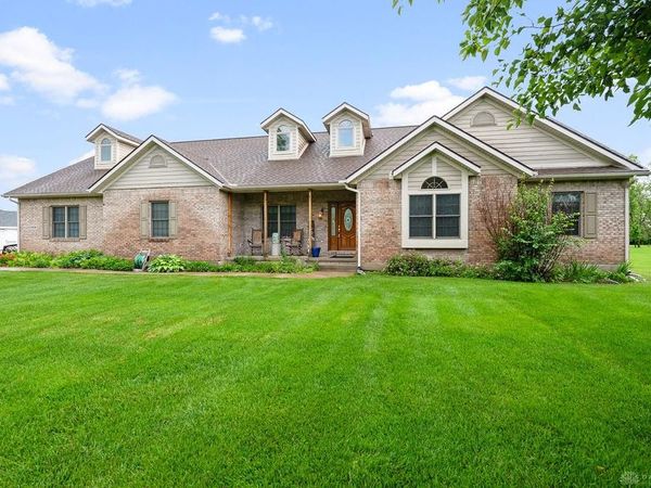 1316 Graceland Drive, Fairborn, OH 45324