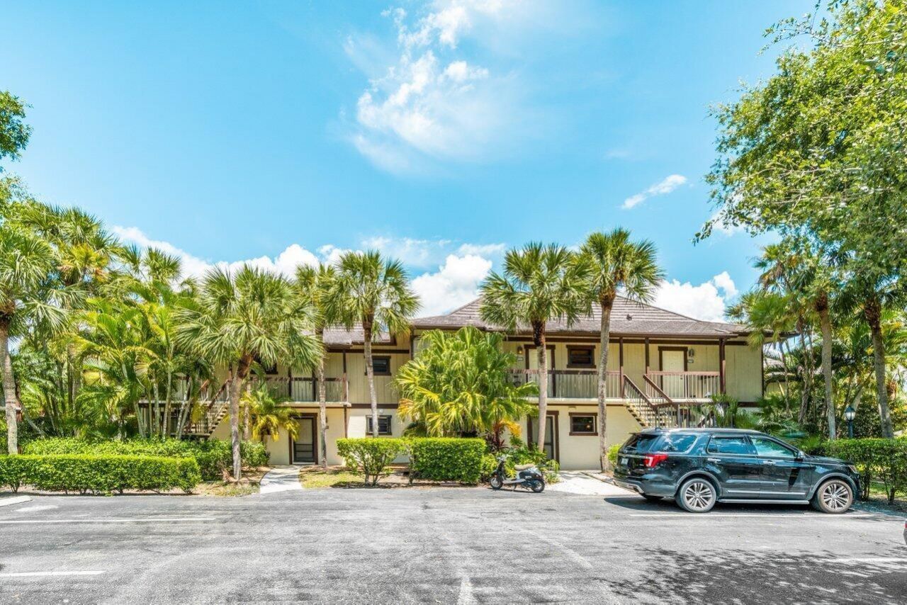 13334 Polo Club Road, Unit 206, Wellington, FL 33414 Photo