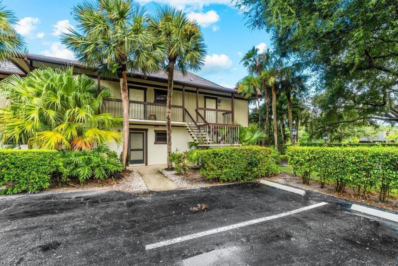 13334 Polo Club Road, Unit 206, Wellington, FL 33414 Photo