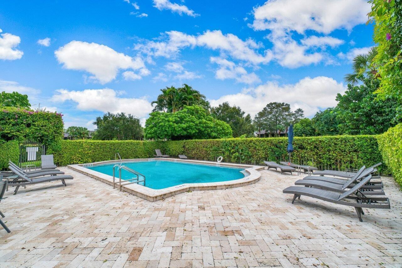13334 Polo Club Road, Unit 206, Wellington, FL 33414 Photo