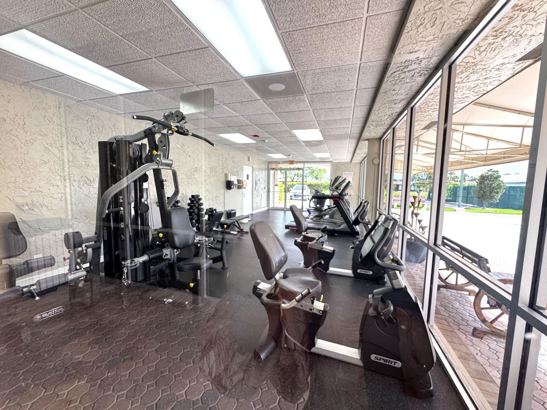 130 Lake Nancy Drive, Unit 101, West Palm Beach, FL 33411 Photo