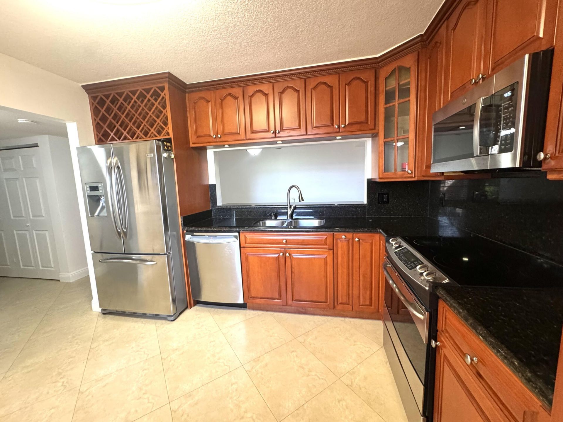 130 Lake Nancy Drive, Unit 101, West Palm Beach, FL 33411 Photo